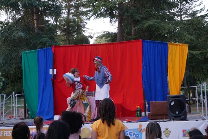 Pomeriggio di allegria con gli anziani in RSA — foto 8